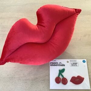Room Essentials Lips Pillow + Patch Set